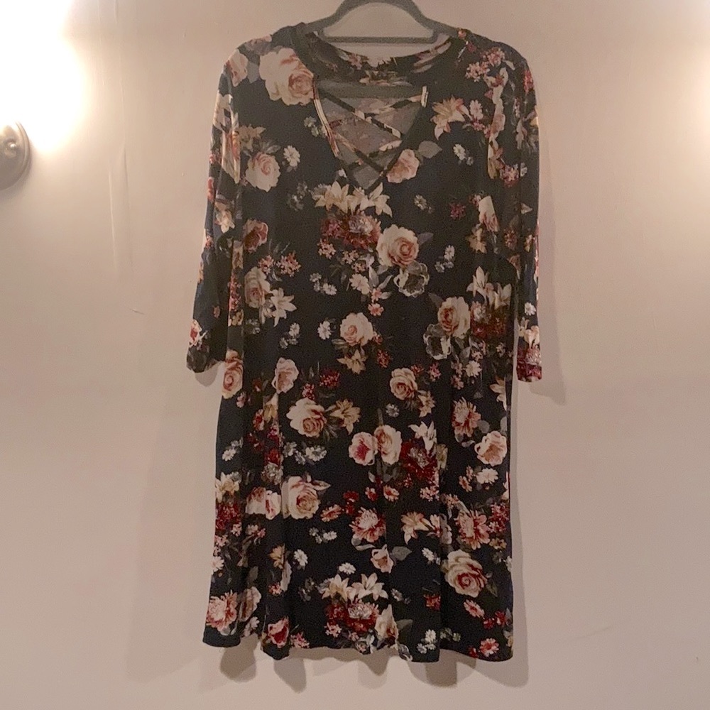 1X Fig & Olive Dark Blue Floral 3/4 sleeve dress PLUS strappy v neck